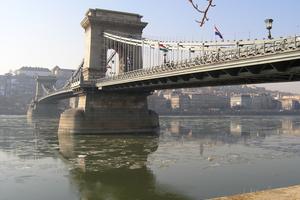 Pont des Chaînes