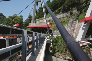 Effiziente und nachhaltige Seilprüfung an Rhone-Autobahnbrücke