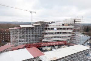 800 t modular scaffolding for a new building at Leuphana University Lüneburg