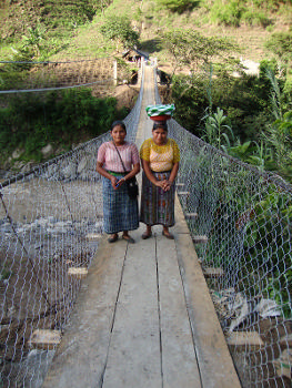 El Ritiros Los Canoas Footbridge