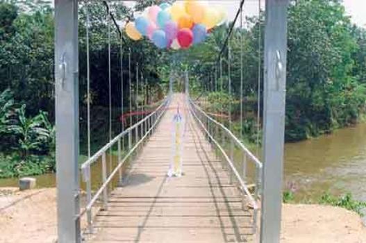 Way Sekampung Footbridge
