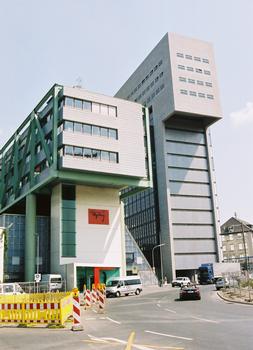 Medienhafen, Düsseldorf – Port Event Center (PEC) & DOCK