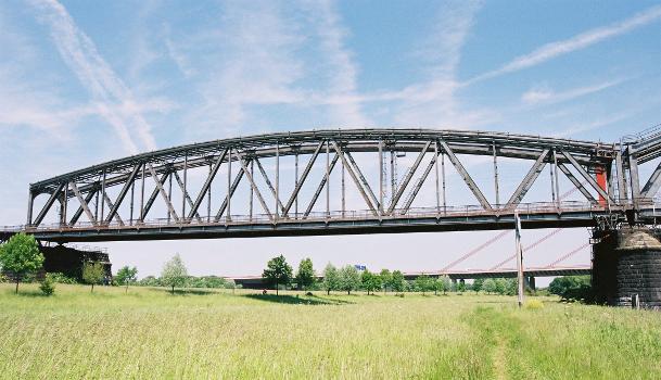 Haus-Knipp-Brücke, Duisburg