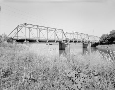 Southwest Fifth Street Bridge