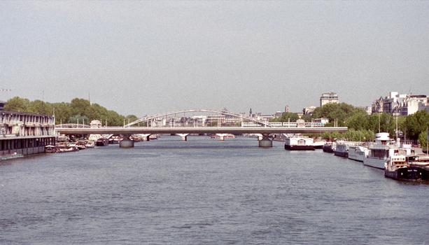 Charles de Gaulle Bridge, Paris, with Austerlitz Viaduct in background