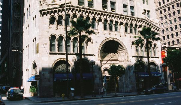 Fine Arts Building (Los Angeles, 1927)