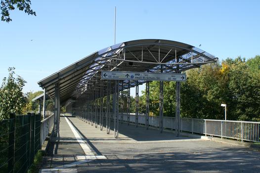 Strassenbahnhaltestelle «Arena» in Gelsenkirchen