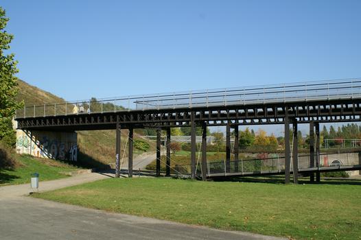 Fuß- und Radwegbrücke im Nordsternpark, Gelsenkirchen 