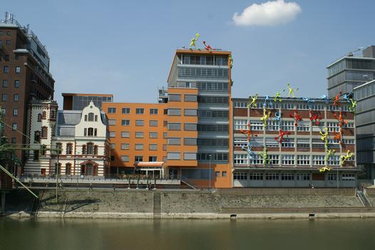 Dock 13 & Roggendorf-Speichergebäude, Medienhafen, Düsseldorf