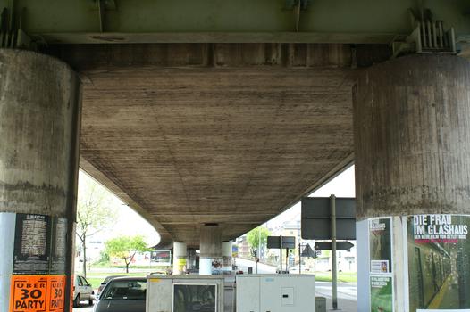 Hochbrücke Plessingstrasse, Duisburg