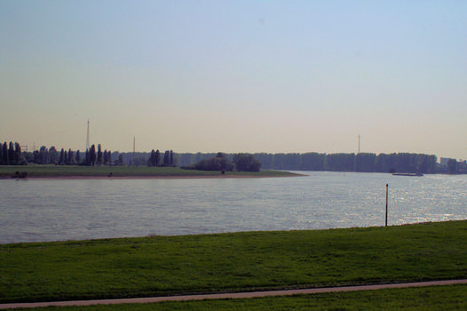 High-voltage power line crossing the Rhine between Düsseldorf and Neuss