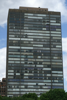 United Nations Plaza Apartments, New York