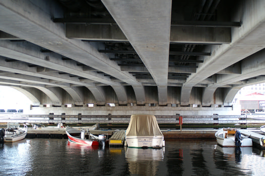 Evelyn Moakley Bridge, Boston, Massachusetts
