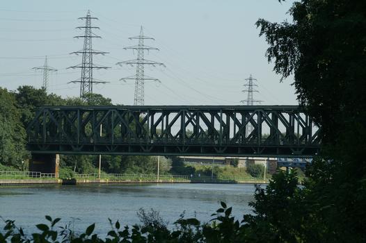 Bridge No. 318 crossing the Rhine-Herne Canal at Oberhausen