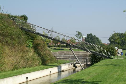 Osterfeld Garden Footbridge at Oberhausen