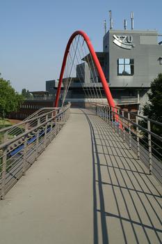Footbridge across the Mülheimer Strasse at Oberhausen 