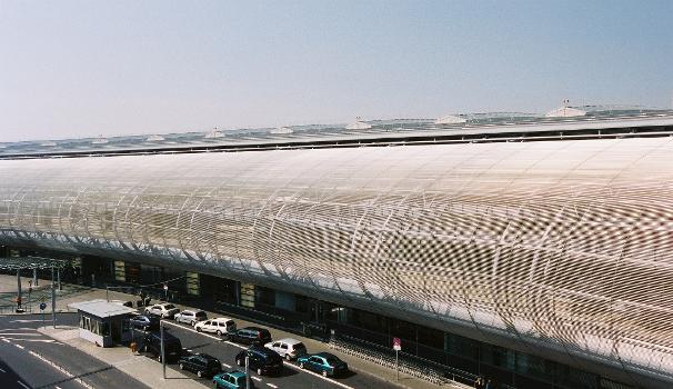 Düsseldorf International Airport – Terminals B and C