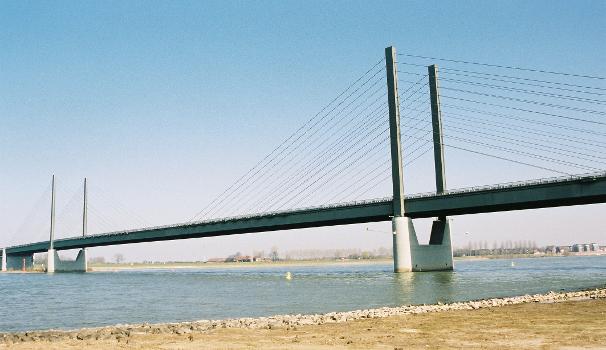 Rheinbrücke Rees-Kalkar