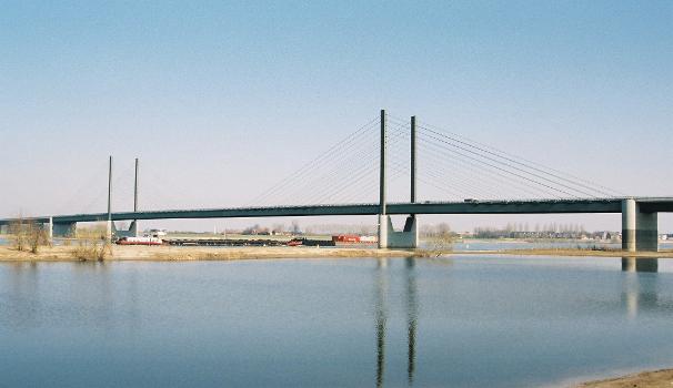 Rheinbrücke Rees-Kalkar