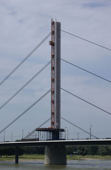 Oberkasseler Brücke, Düsseldorf
