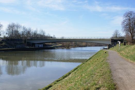 Brücke im Zuge der Dinslakener Straße über den Wesel-Datteln-Kanal