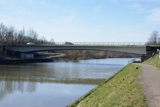 Brücke im Zuge der Dinslakener Straße über den Wesel-Datteln-Kanal