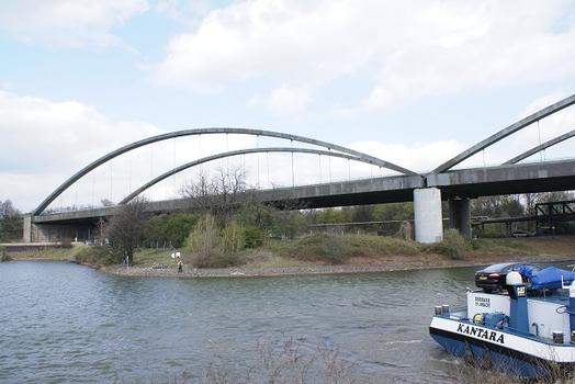 Autobahn A 42 & Rhine-Herne Canal – A42 Rhine-Herne-Canal Bridge