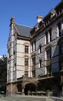 Université de Princeton – Witherspoon Hall