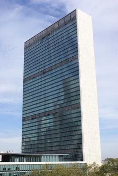 United Nations Headquarters & Plaza – United Nations Secretariat Building