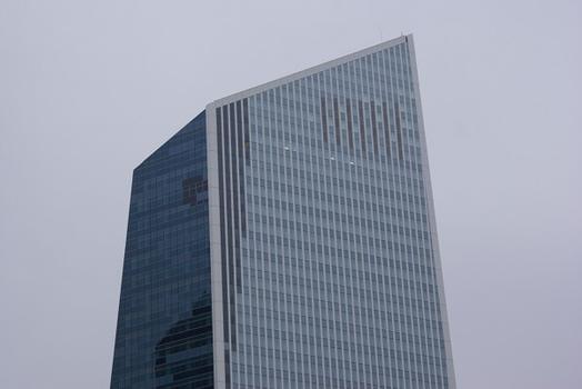 Paris-La Défense – Granite-Turm