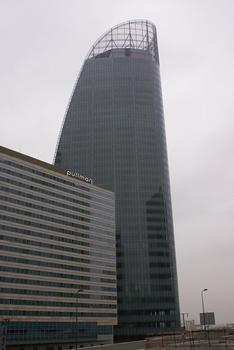 Faubourg de l'Arche – Turm T1