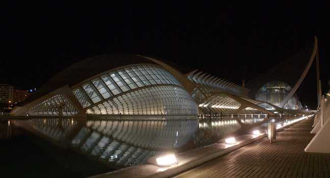 City of Arts and Sciences in Valencia: L'Hemisfèric & Museu de les Ciències «Príncipe Felipe»