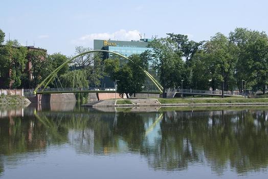 Fußgängebrücke zur Insel Slodowa