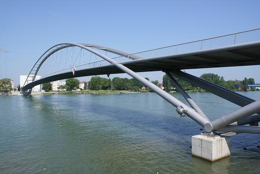 Fußgängerbrücke Weil am Rhein