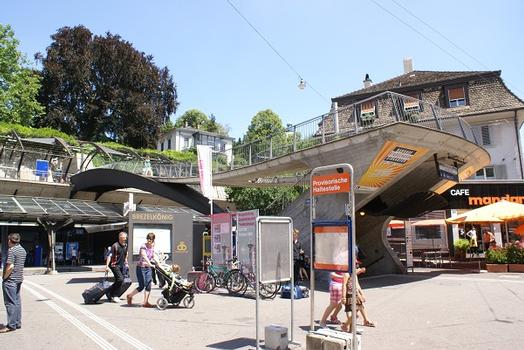 Stadelhofen Station