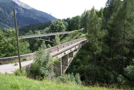 Pont sur le Val Tschiel