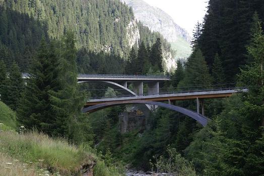 Pùnt la Resgia – Averserrheinbrücke Innerferrera