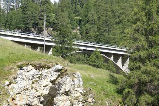 Averserrhein Bridge at Cröt