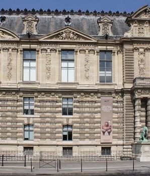 Palais du Louvre - Fassade zur Seine hin