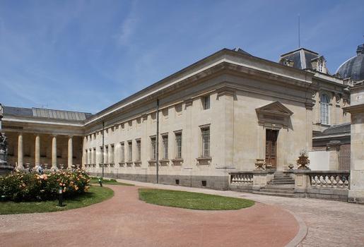 Amiens Municipal Library