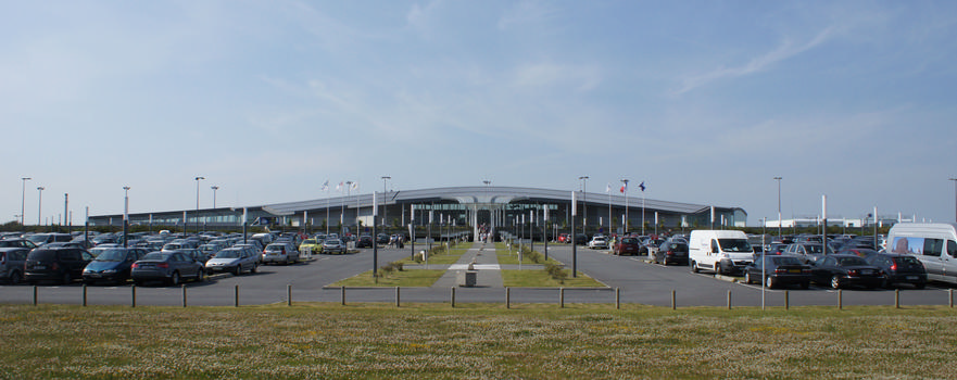 Flughafen Brest-Bretagne – Terminal am Flughafen Brest-Bretagne