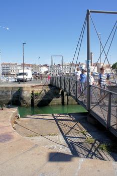 La Rochelle Cable-Stayed Footbridge 