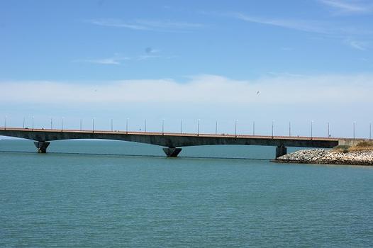 Brücke zur Insel Ré