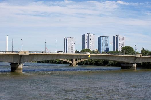Willy-Brandt-Brücke