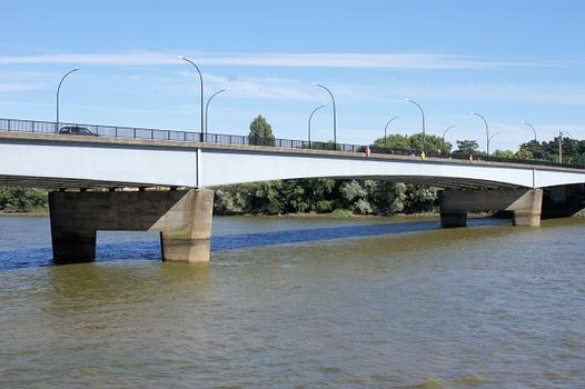 Georges Clémenceau Bridge