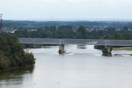 Pont ferroviaire de Saumur