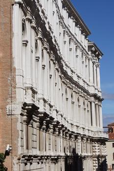 Palazzo Ca' Pesaro