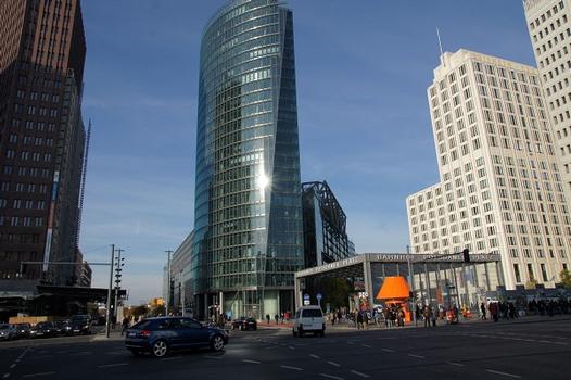 Bahn Tower – Potsdamer Platz Station