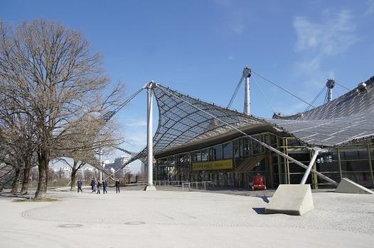 Roof over the buildings of the Olympic Park – Olympiahalle