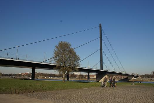 Oberkasseler Brücke